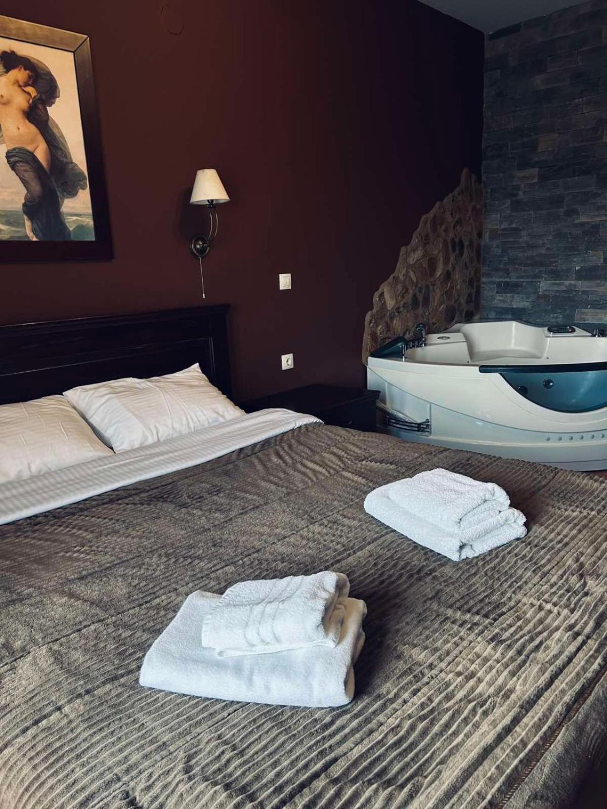 Hotel Athina Káto Loutrákion Екстериор снимка